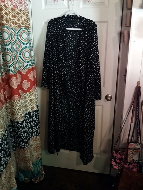 Boohoo Dresses & Skirts - Boohoo Lightweight Duster